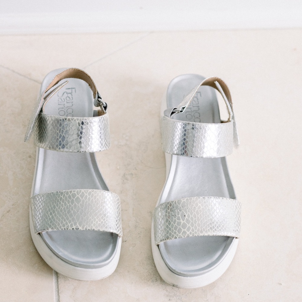Franco Sarto 8.5 Silver Sandal; really cute hardly worn